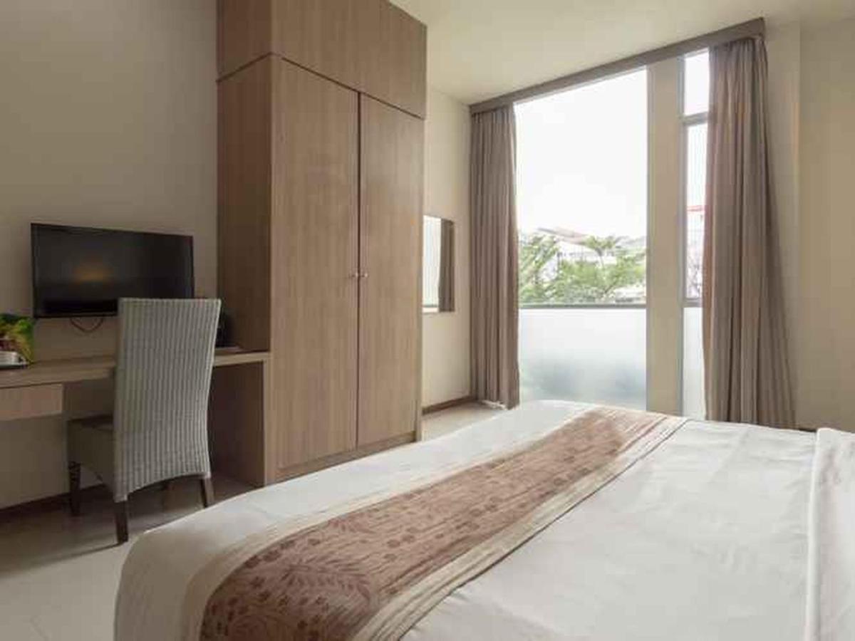 Putra Mulia Hotel メダン エクステリア 写真